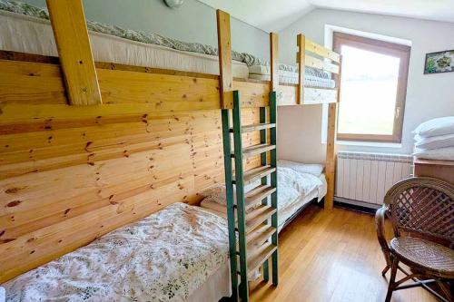 rifugio-racollo-camera-mista-4-persone-1-piano-03